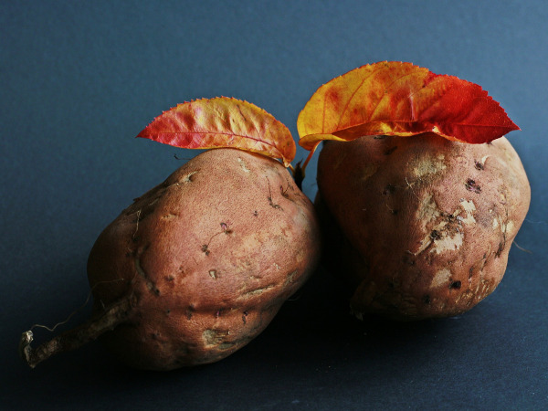 The sweet potato is called "boniato" or "patata dulce" in spanish.