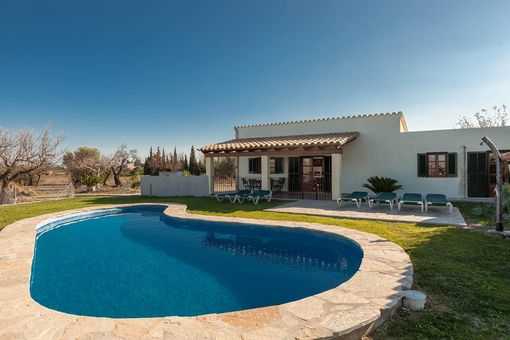 Finca Pou Den Brux Mit Pool Und Veranda Auf Mallorca 1 1 Porta Holiday Blog